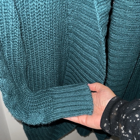 Mossimo Cardigan - Picture 2 of 3